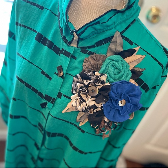 Custom New Flower Pin Boutique Brooch - Adorning by Dee - Picture 3 of 3